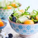 La nouvelle salade estivale remplace la tomate-mozzarella dans les restaurants français.