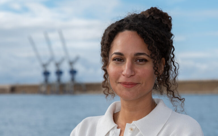 Sarah Amri élue présidente de Medlink Ports, renforce le secteur portuaire à Marseille.