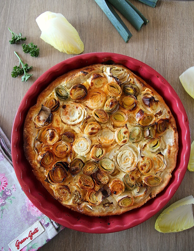Tarte aux poireaux : une recette traditionnelle de la cuisine française à découvrir.