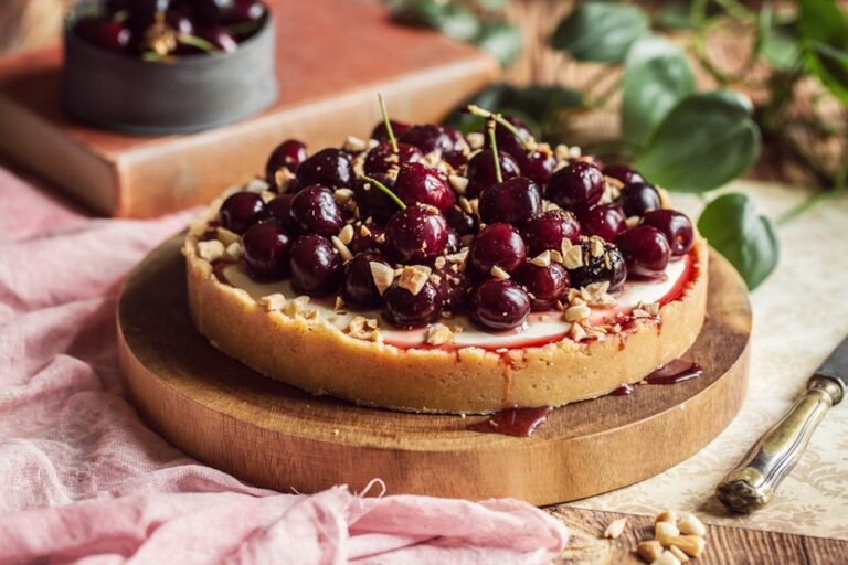 Recette de tarte cheesecake aux cerises proposée par le chefNini en France