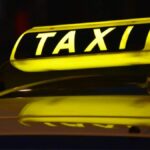 Un rappeur marocain offre 75.000 dollars à un taxieur algérien aux États-Unis.