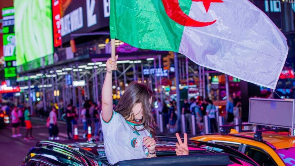 Affrontements entre supporters algériens et argentins à Times Square lors du Mondial 2026