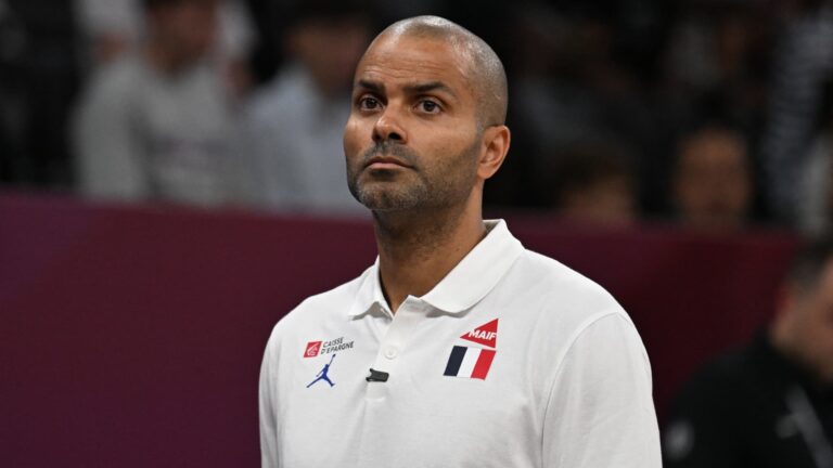 Tony Parker nommé entraîneur de l’ASVEL, un tournant pour le club français de basket.