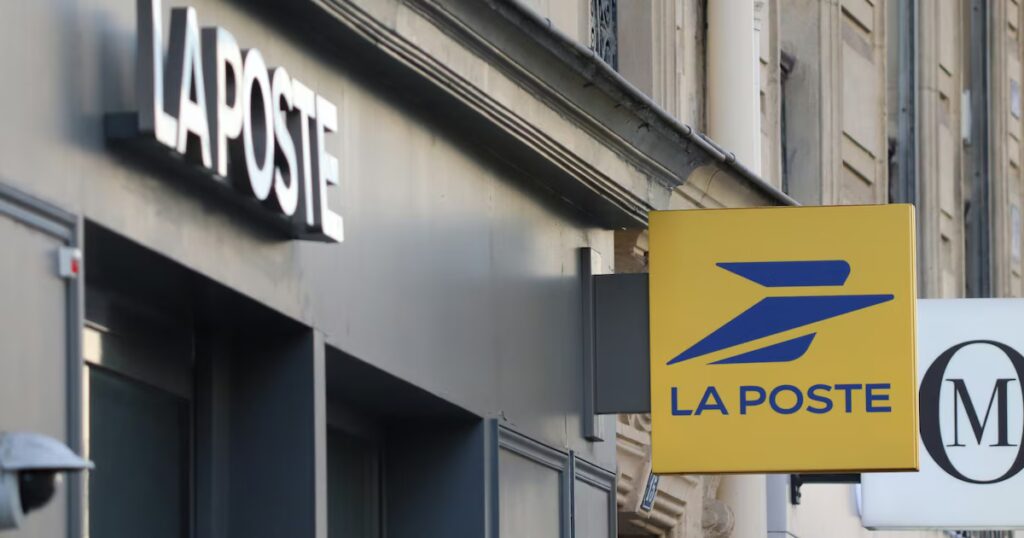La Poste explore les bienfaits des cristaux et fleurs de Bach pour le bien-être.