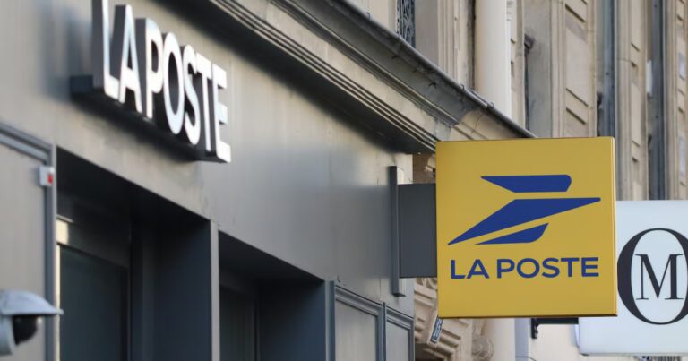 La Poste explore les bienfaits des cristaux et fleurs de Bach pour le bien-être.