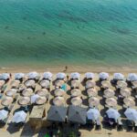 62% des Français prévoient des vacances d&rsquo;été avec un budget moyen de 1.748 euros, en baisse.