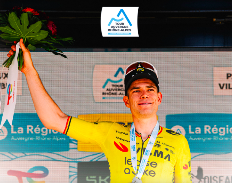 Wout van Aert se retire du Tour Auvergne-Rhône-Alpes en raison d’une blessure.