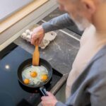 Manger des œufs le matin aide à réduire la faim jusqu&rsquo;à midi, selon une étude.