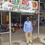 Abdoulaye Thiam, Doyen sénégalais, relie la Médina à Harlem par son parcours académique.