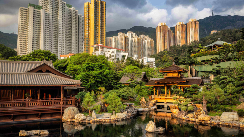 Hong Kong : un parc géant et une architecture futuriste redéfinissent l’art contemporain.