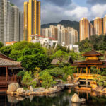 Hong Kong : un parc géant et une architecture futuriste redéfinissent l’art contemporain.