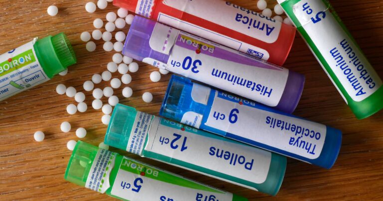 Réhabilitation des placebos : le débat entre rationalistes et défenseurs des faux traitements.