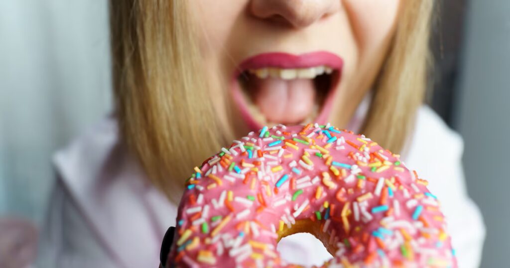 Aliments ultratransformés : une étude révèle leur attrait pour le cerveau humain