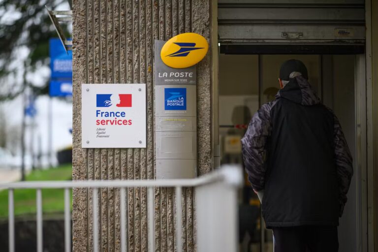 Défendre l’État nécessite de réformer ses lourdeurs administratives pour plus d’efficacité.