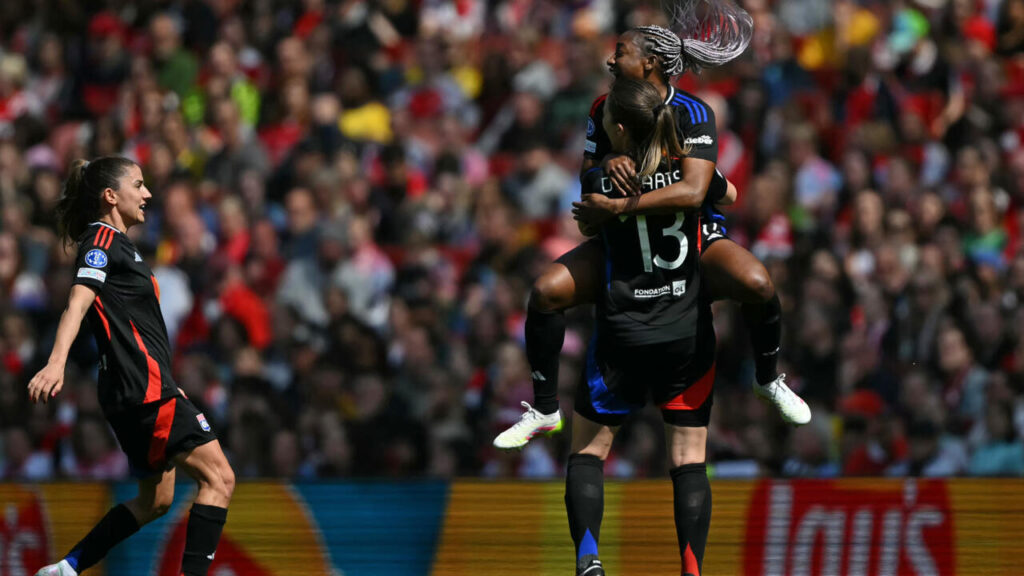 Lyon remporte un match serré contre Arsenal en Ligue des champions féminine.