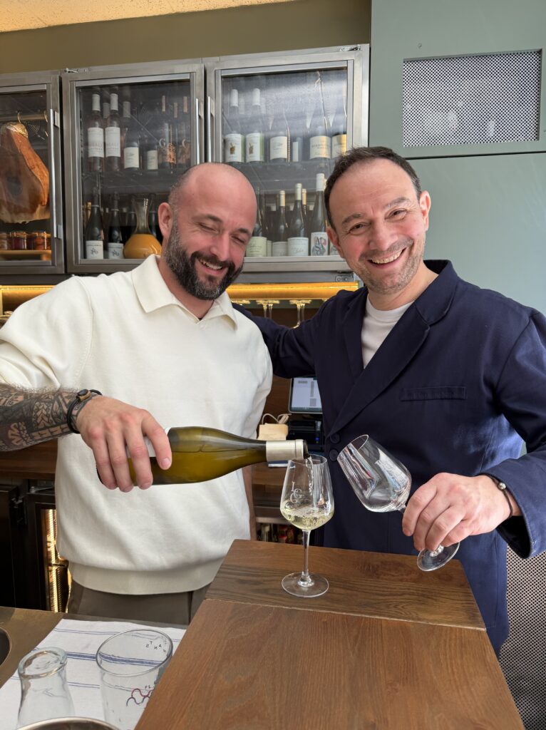 Gilles Pudlowski analyse les tendances culinaires en France et leur influence sur la gastronomie.