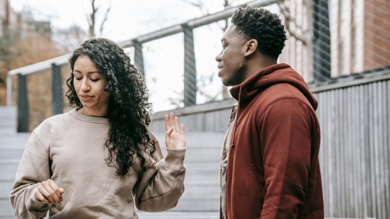 Une technique de notation sur 10 réduit les disputes de couple, selon des experts en relations.