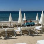 Un homme arrêté à Antibes pour avoir photographié un enfant, des images pédopornographiques découvertes.
