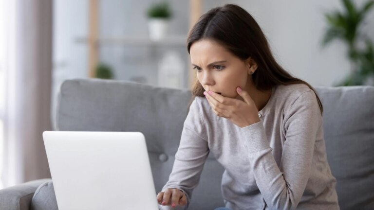 Tabnabbing : l’escroquerie qui vide les comptes bancaires en France.