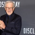 Steven Spielberg déclare ne plus croire à l&rsquo;isolement de l&rsquo;humanité dans l&rsquo;univers.