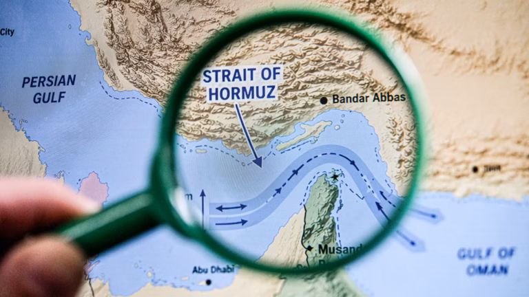 L’Iran et les États-Unis rétablissent la navigation dans le détroit d’Ormuz.
