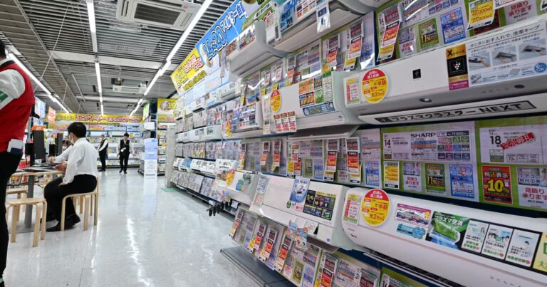 La presse japonaise s’interroge sur l’absence de climatisation en France face à la canicule.