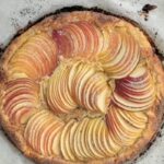 Le tahini améliore la recette de la tarte aux pommes selon des chefs pâtissiers.