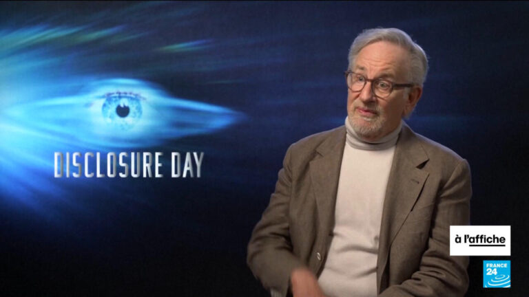 Emily Blunt incarne une messagère extraterrestre dans ‘Disclosure Day’ de Steven Spielberg