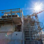 Canicules : les chantiers français doivent s&rsquo;adapter aux nouvelles conditions de travail.