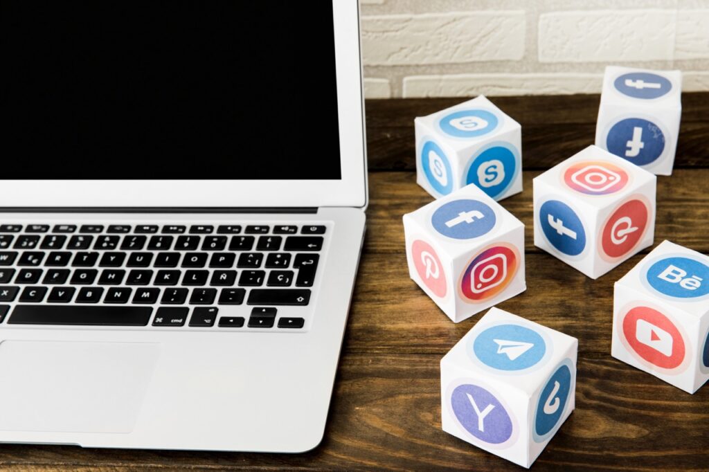 Iconosquare annonce un partenariat avec un réseau lillois pour améliorer l’analyse des réseaux sociaux.