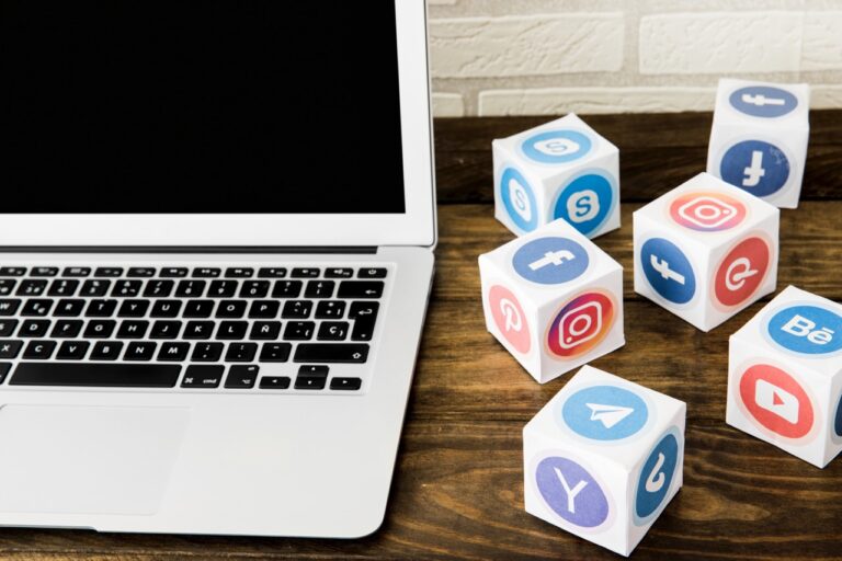 Iconosquare annonce un partenariat avec un réseau lillois pour améliorer l’analyse des réseaux sociaux.