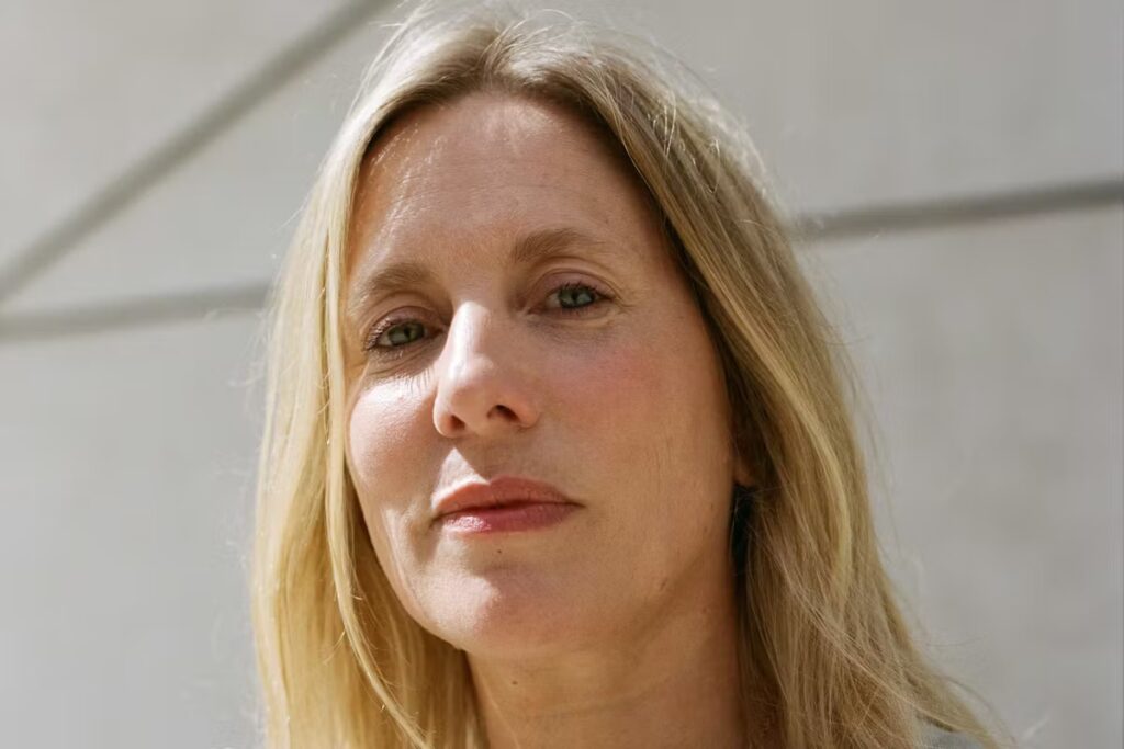 Andréa Bescond appelle à lutter contre les violences faites aux enfants en France