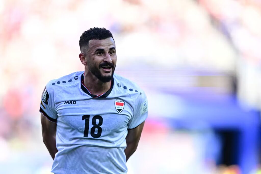 Aymen Hussein, capitaine de l’équipe irakienne, symbole de résilience nationale.