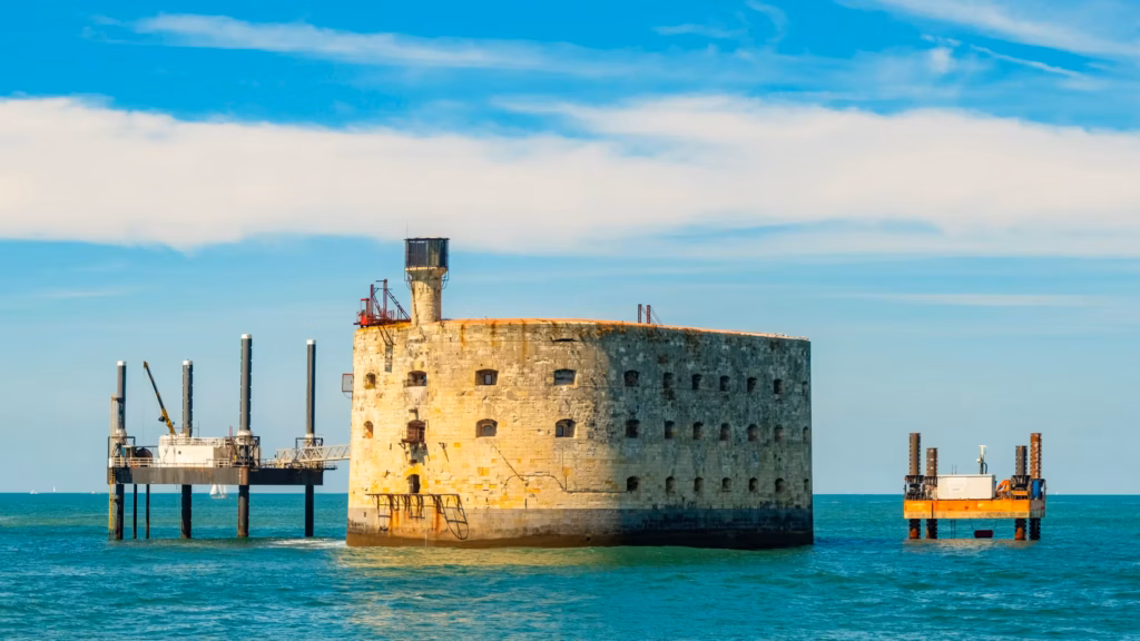 Fort Boyard annonce de nouvelles épreuves, dont Tremplin et escalier glissant.