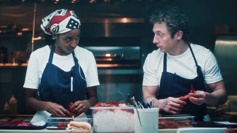 La saison finale de « The Bear » intensifie l’ambiance en cuisine selon les critiques.