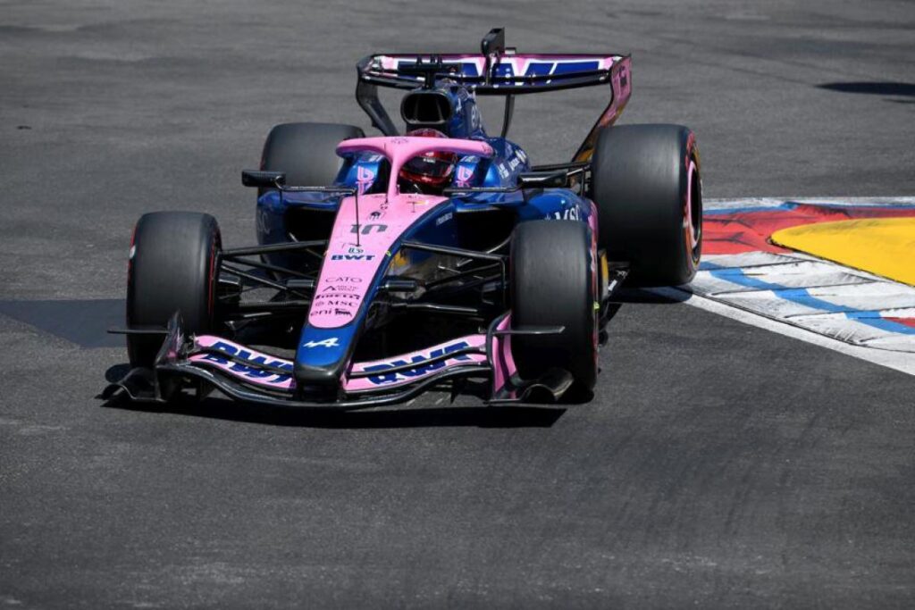 Pierre Gasly reprend son podium au Grand Prix de Monaco face à Isack Hadjar.