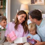 Fête des mères : les défis de choisir un cadeau pour la mère des enfants en France.
