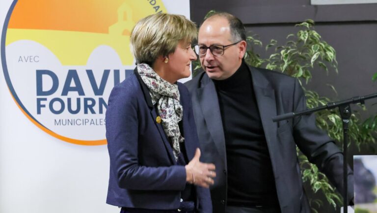 Finances d’Avignon : Les élus de la majorité précédente réagissent aux propos d’Olivier Galzi.