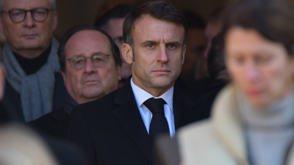 Emmanuel Macron et Narendra Modi renforcent la sécurité entre Nice et Beaulieu-sur-Mer.