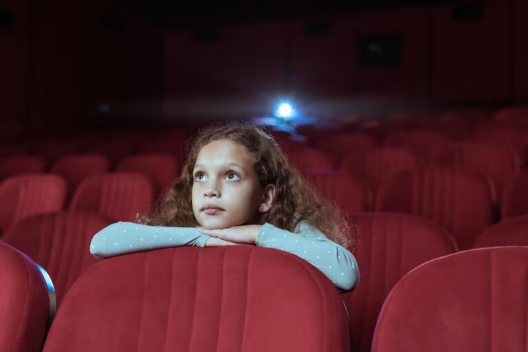 La place idéale au cinéma pour les enfants, selon une spécialiste du jeune public