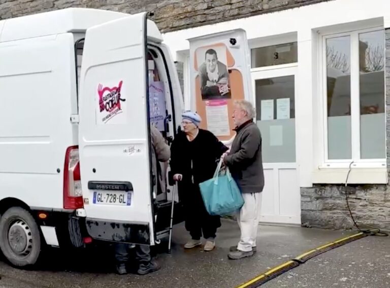 A Carentoir, le centre itinérant propose un moment de convivialité hebdomadaire.