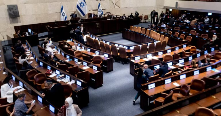 Israël reconnaît le génocide arménien, Ankara dénonce une démarche opportuniste.