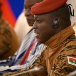Enquête sur la construction du mythe du « miracle économique » au Burkina Faso.