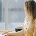 Canicule : conseils pratiques pour s&rsquo;habiller au travail et affronter la chaleur.