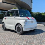 Fiat Topolino Sport et Vilebrequin : prix à partir de 11 490 € et caractéristiques dévoilées.