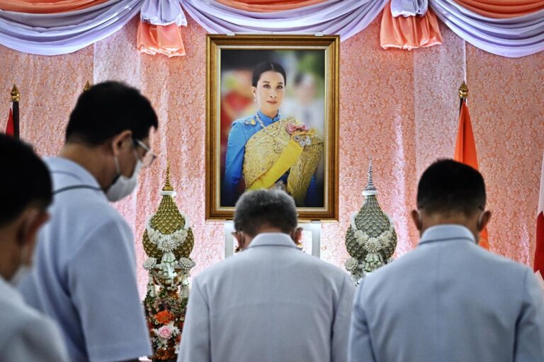 Thaïlande : la princesse Bha, fille aînée du roi, décède à 47 ans.