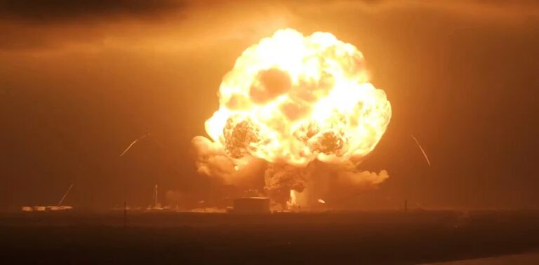 Explosion de la fusée Blue Origin sur son pas de tir : implications pour le programme Artemis.