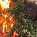 Le solstice d&rsquo;été : une tradition païenne millénaire observée dans plusieurs cultures.