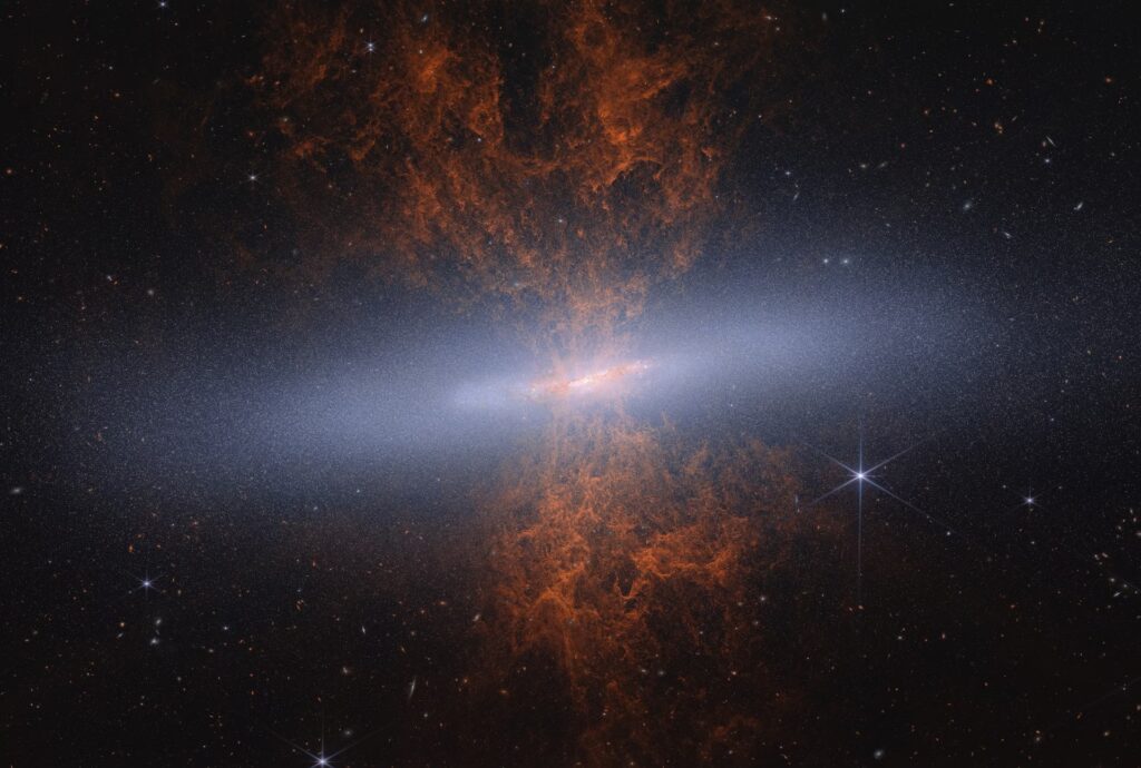 Le télescope James-Webb révèle des structures complexes dans la galaxie du cigare.
