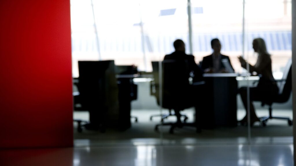 L’écart de salaire entre femmes et hommes réduit d’un tiers, selon une étude de l’Insee